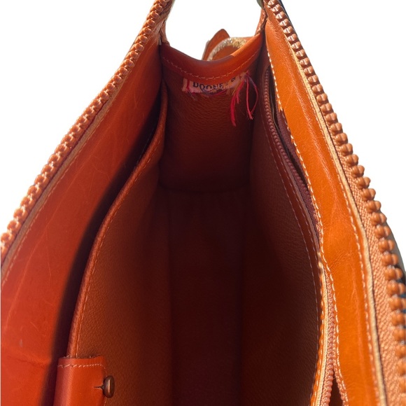 Vintage Dooney & Bourke All Weather Leather Handbag - Picture 5 of 6